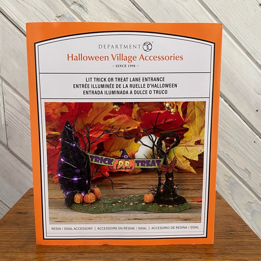 Department 56 Halloween Village Lit Trick or Treat Lane Entrance